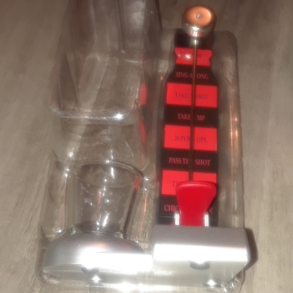 Bell Tower Drinking Game (never been used) - Picture 4 of 7